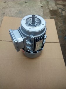 һN늄әC(j)y2-7124 0.37kw  4 Pʽ
