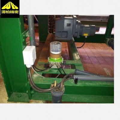 lubricusעl(f)ubricusԄ(dng)